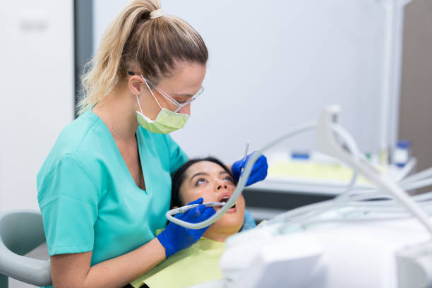 Best Weekend Emergency Dentist in Fannett, TX
